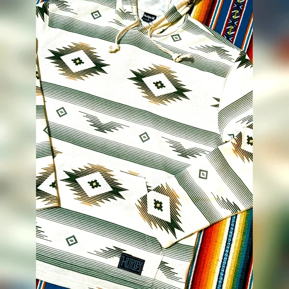 Hurley Modern Surf Poncho - Picture 4 of 6